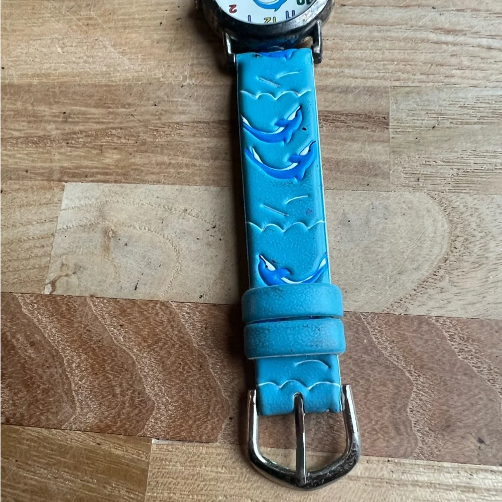 Vintage Vivani kids dolphin watch blue leather NEW BATTERY